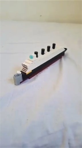 What An Awesome New Lego Ship!