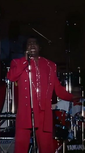 The Godfather of Soul Live! James Brown – Get Up Offa That Thing (1998) #JamesBrown #FunkLegend