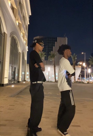 ‏WHEN YOU&UR FRD LOVE 2 FITCHECK #fyp #foryou #fashion #carti