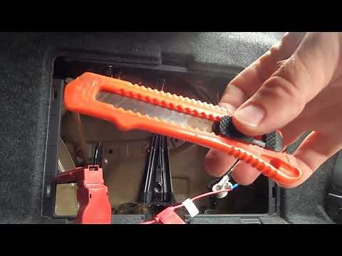 Toyota Avalon 2013 to 2018 Model Year 12 V Car Battery Replacement Part 2