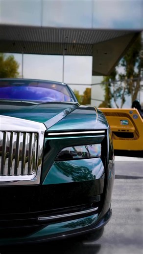 Rolls-Royce Spectre: The First Fully Electric Ultra-Luxury Coupé