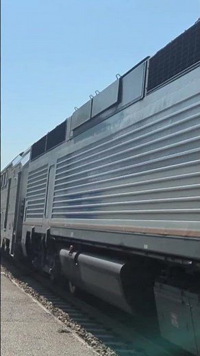 NJT Main Line Train #1111 Coming Into Kingsland #shorts #fyp #newjerseytransit #mainline