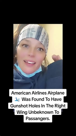 American Aiines Airplane was fou d to have bullet holes in the right wing. #americanairline #tiktokcolombia🇨🇴