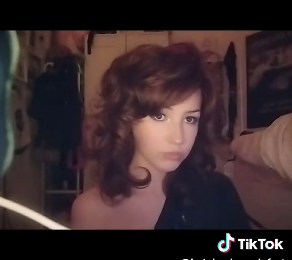 80s inspired hair 😼 #80s #crowdedhouse #dontdreamitsover #80shair #bighair #big80shair #80smusic #whimsi #whimsical #nostalgia #fyp #weewoo #sophreaky