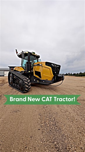 Brand New CAT Tractor Arrives on Site | Larson Farms