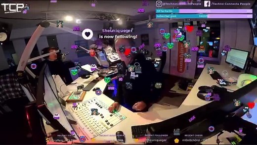 ❗️Jetzt gleich Live bei Twitch - 20 UHR❗️Die Faze Magazin Radio Show im Studio von SUNSHINE LIVE mit Eric SSL❗️ Melde dich bei Twitch an & Chatte los! 😉 ➡️ https://www.twitch.tv/technoconnectspeople | HOME for Techno