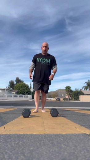 How often do you CHANGE your workout routine? | Range of Motion