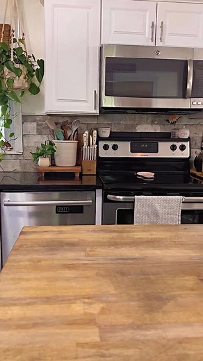 ASMR Random Restocking ???????????? #asmr #restock #fridgeorganization #organization #organizedhome #momlife | ASMR Restocking