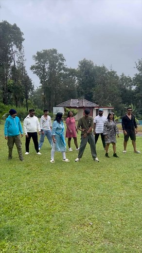 Sameer kr on Instagram: "Who’s steps wer funny 😂 comment haki follow @samsameer_insta"