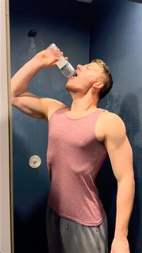 La bouteille entière ?! 😳