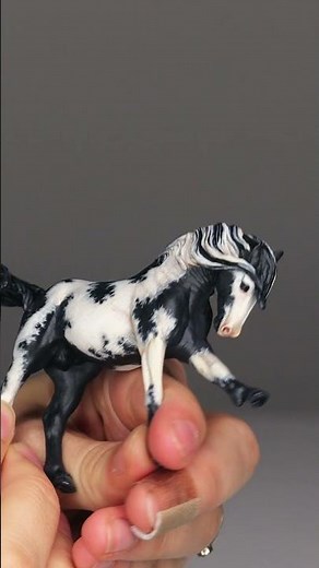 Tiny Mustang #breyer #modelhorse #horse #art #miniatures #deejaybe