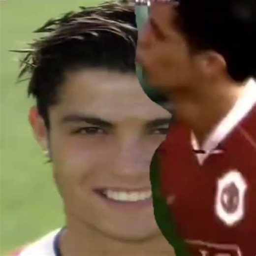 CR7 or Kaká? #football #edit #cr7 #kaká #vinnoe #blxze #blxzeditzzz