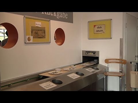 Mittagspause - Hinter den Kulissen der Geschirrrückgabe in der Mensa