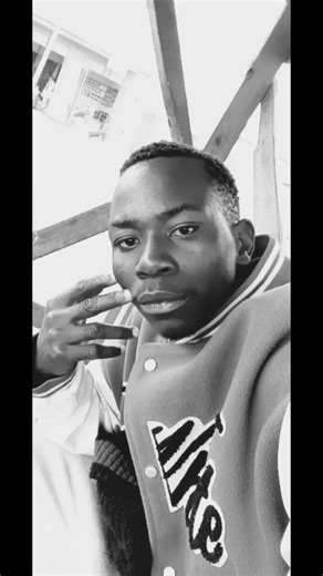 awee KG (@awee5881)’s videos with original sound - stone_lee7