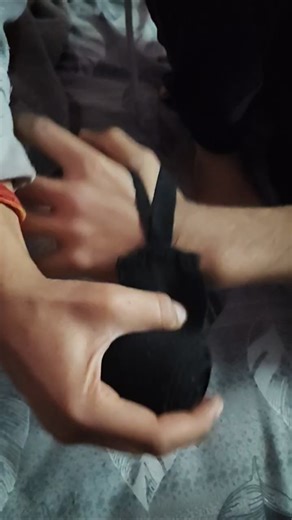 hand wrapping method 1