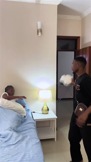 Combo Offers za Mabenki Mawili kwa Bei Nafuu