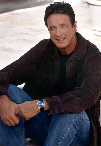 Biography - Michael Crichton