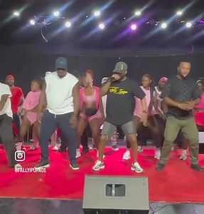 The GOAT Fally Ipupa en mode répétition 207 👌🏾🙏🏾🦾👀👑🦅🐏 Cliquez sur ce lien pour regarder la vidéo Complète 👇🏽👇🏽👇🏽🔥🔥🔥 https://m.youtube.com/watch?v=jaDP-SUzzp4&list=UUwMmKFaOfQC9tlaqd6R1lTQ&index=1&pp=iAQB | Fally Ipupa the KING Infos