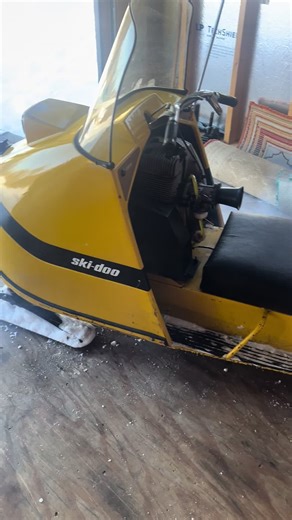 Exploring the 1969 Skidoo Olympic Model Features