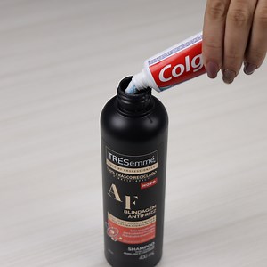 97K views · 1.1K reactions | She put some toothpaste inside the shampoo | Too Yummy | Facebook