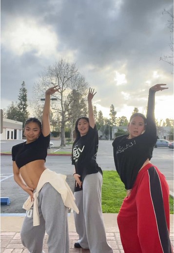 2025 Dance Trend ft. Char and Olivia/Liv