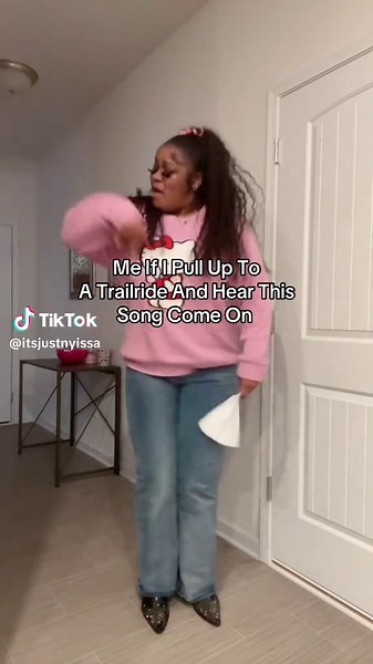 Funny Dance Moments at Trailrides: Join the Fun