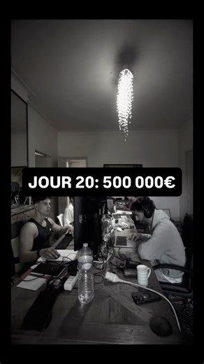 Noé Perret on Instagram: "↓ JOUR 20 : 500 000€ ou je rentre pas en France ↓ Bienvenue sur mon défi public !! Je m'appelle Noé aka Le Multipreneur 🧙‍♂️ Je prends des parts dans des projets qui veulent exploser. Je viens d’arriver à bali , Et je ne reviens pas en France tant que je n’ai pas généré 500 000€ de chiffre d’affaires. Ici, tu vas voir tout le process sans filtre : - Les stratégies réelles qui génèrent du cash - Les coulisses de mes deals et associations - Les erreurs, les réussites, le