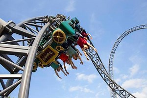 10K views · 153 reactions | Wie wär’s mit Nervenkitzel in der Mittagspause ? Mit unserem „Karacho“ VR-Videobekommt ihr diesen garantiert! Aufgepasst, morgen zum SAISONSTART könnt ihr unsere Katapult-Achterbahn dann live erleben. | Erlebnispark Tripsdrill | Facebook