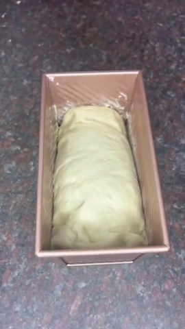 Soft white bread recipe that looks bakery fresh