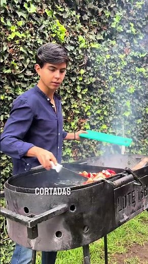Parte 1 | 10 formas de hacer postres a la parrilla - Frutos Rojos Caramelizados con Vino Tinto y ...