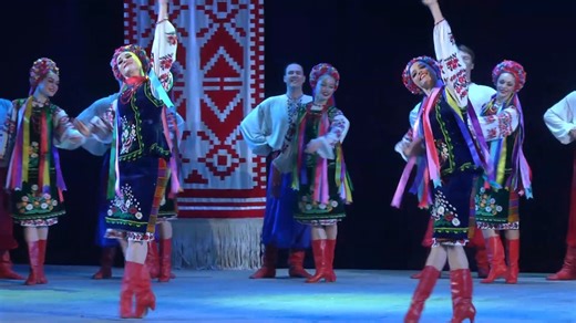Virsky's Hopak... sets a high barre! ;-) | Ukrainian Dance World