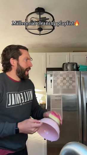 Millennial Cleaning Playlist: Dance to the 2000s Hits