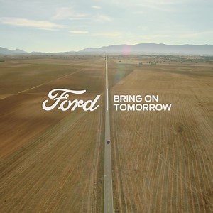 66 reactions · 4 comments | Ford Mustang Mach-E, 100% electric, are o autonomie de până la 600 km ⚡ și se reîncarcă rapid, până la 119 km în doar 10 minute.  Pregătește-te să te reîndrăgosești de condus! Descoperă oferta specială prin Programul Rabla Plus: https://www.ford.ro/cumpara/alege-modelul/promotii-ford/promotii-pf-mach-e | Ford Romania | Facebook