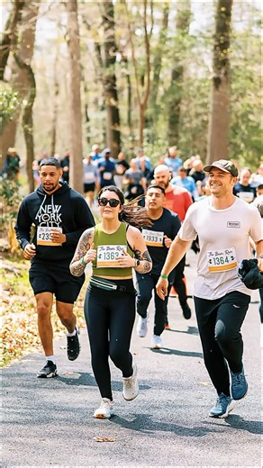 The Beer Run 5K & Craft Beer Fest on Instagram: "The Beer Run returns on April 25th! 🍻 Priority Registration opens Tuesday 1/27 at 10 AM for all 2024 and 2025 participants. Login to Runsignup using the email used to previously register and sign up at a discount with up to three friends. General On Sale opens Thursday 1/29 at 10 AM. Come run with us at the only 5K where your running buddies are your drinking buddies. Your ticket includes 12 5 oz. pours from participating breweries, tasting glass