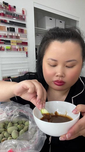 Eating Green Almonds Mukbang with The Original Crack Sauce!