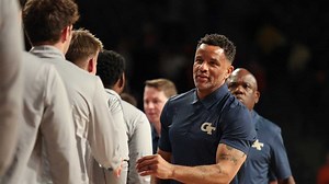 Georgia Tech beats out Arkansas, Oregon for 4-star basketball center