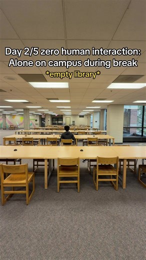 Immersive Look Back Vibes: Campus Alone Experience