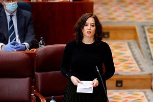 41K views · 3.8K reactions | La clave es hacer compatible la protección de los más vulnerables con la vida normal:  Plan de ayuda a la hostelería madrileña.  Menos impuestos y trabas.  Estudio sobre el paciente Covid madrileño.  Estudio del aire acondicionado, filas exprés para mayores, mascarillas... | Isabel Díaz Ayuso | Facebook