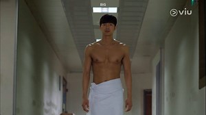 "กงยู" ซีนนี้คือเกินต้านมาก! จากเด็ก 18 ตื่นขึ้นมาอยู่ในร่างผู้ใหญ่! #BIG #ดูได้ที่Viu #Viuอ่านว่าวิว ▶️ ชมซับไทยถูกลิขสิทธิ์ BIG ตั้งแต่ EP.1 ที่ Viu > https://bit.ly/3gBwlsH | Viu Thailand