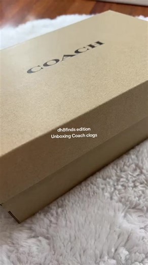 Unboxing Coach clogs🥰🥰🥰🔗 in my bio or ask in comment! #dh8finds #unboxing #fashionfinds #luxury