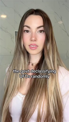 👽👇🏼👼🏻👆🏼