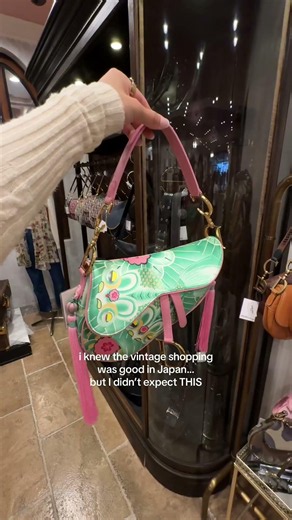 they had a separate store dedicated just for chanel bags 🤯🤯 & the dior saddle bags were so unique