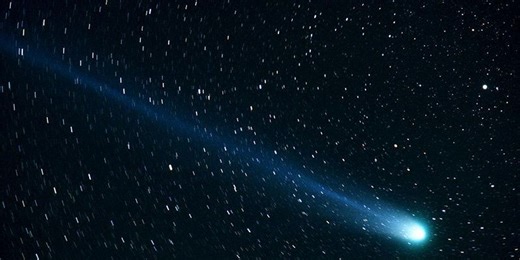 A huge comet racing through our solar system is 15 times taller than Mount Everest