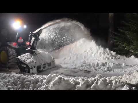 15” Snow Storm Cleanup: Viper Snowblower Takes Out the Plow Piles