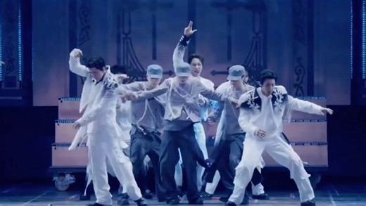 【音乐现场】EXO又来炸场了！非主打神曲《Back It Up》六巡舞台！backitup exo 巡演现场
