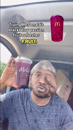 Blackberry Dragon Fruit Refreshe!🥤#tastetest #mcdonalds