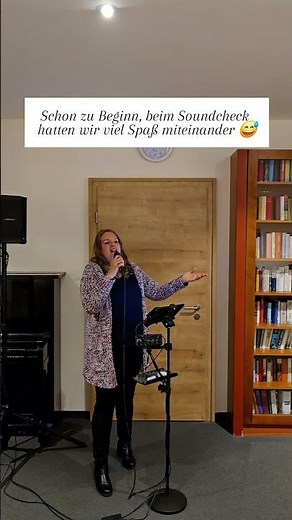 gemeinsamer Mitsingabend - Über den Wolken - Cover Evelyn Wedel