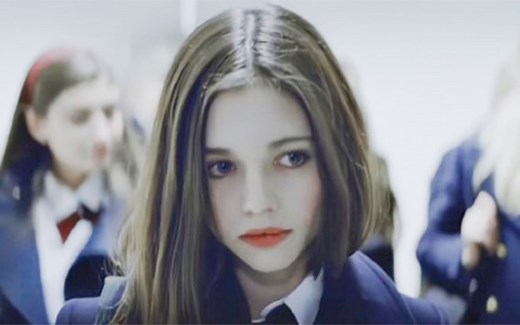 为艺术献身的女星——英迪娅·埃斯利（India Eisley）