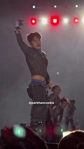 STELL FCKING VESTER AJERO 🔥🥵 SB19 ACONic PERFORMANCE #SB19 #SB19_ACON2025 @SB19 Official @Stell Ajero 📍Kaohsiung National Stadium