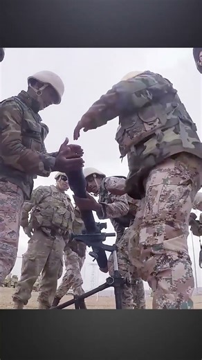 Removing a misfired shell from a mortar #shorts #military